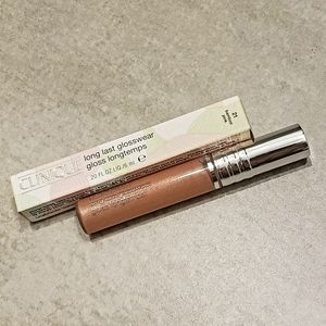 ON HOLD for buyer: Clinique Long Last Glosswear